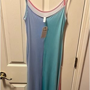 NWT Lolique color block maxi with a small train comfy, figure forming Size Med